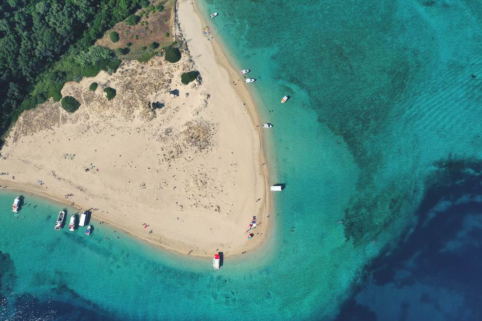 marathonisi beach